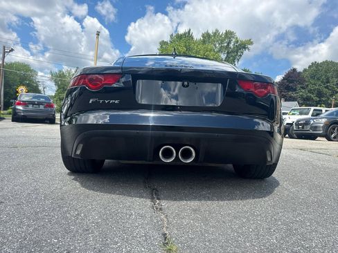 Used 2016 Jaguar F-TYPE Coupe RWD image 12