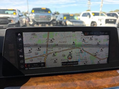 Used 2018 BMW 530i image 13