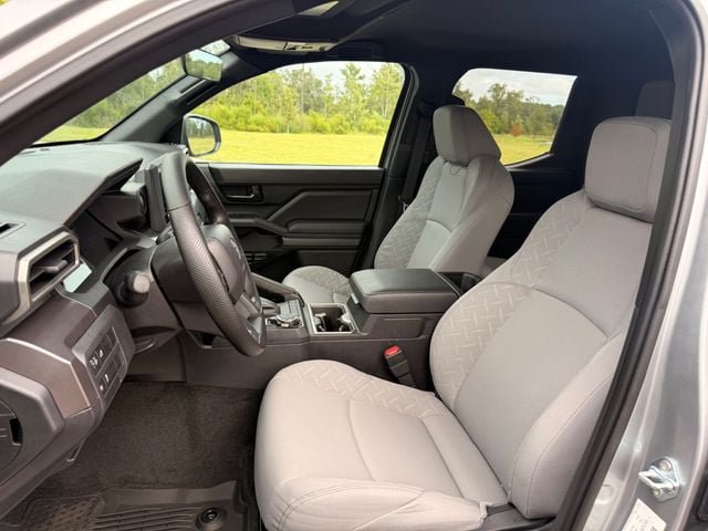 Used 2026 Toyota Tacoma SR5 AWD/4WD image 9
