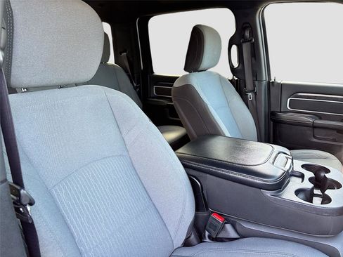 Used 2024 RAM 2500 Big Horn image 28