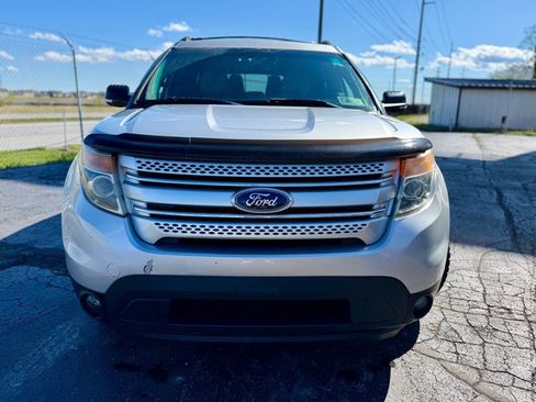 Used 2013 Ford Explorer XLT image 8