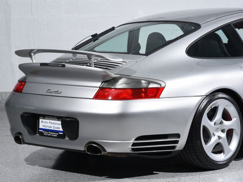 Used 2001 Porsche 911 Turbo AWD/4WD image 16