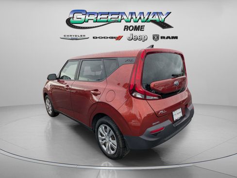 Used 2021 Kia Soul LX image 5