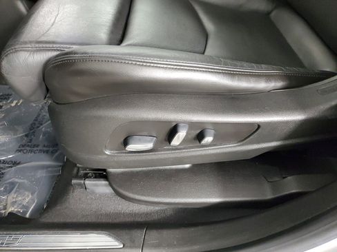 Used 2017 Cadillac XT5 Luxury w/ Driver Awareness Package image 28