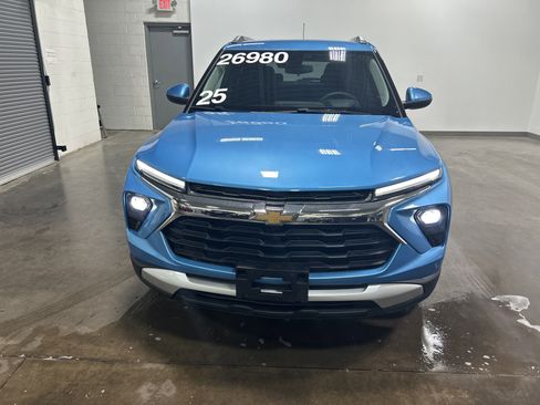 Used 2025 Chevrolet TrailBlazer LT image 7