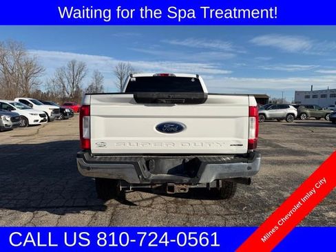 Used 2018 Ford F250 XLT w/ XLT Value Package image 2