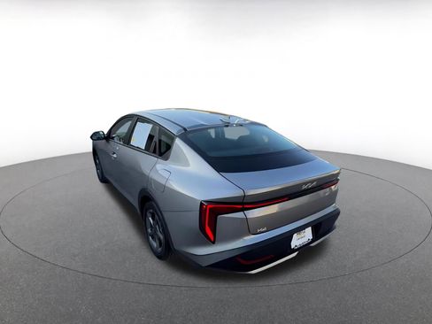 Used 2025 Kia K4 LXS FWD image 11