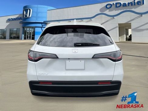 New 2026 Honda HR-V LX image 4