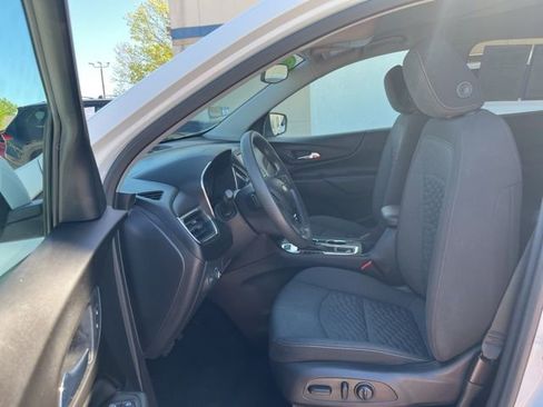 Used 2021 Chevrolet Equinox LT image 16