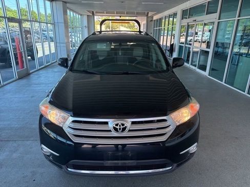 Used 2013 Toyota Highlander Limited AWD/4WD image 2