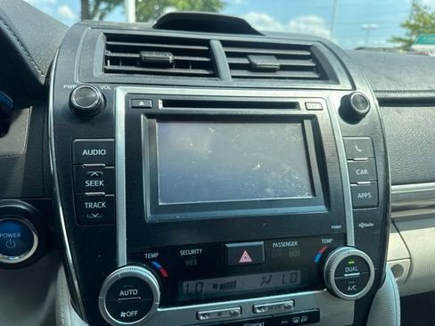 Used 2012 Toyota Camry XLE w/ Convenience Pkg FWD image 25