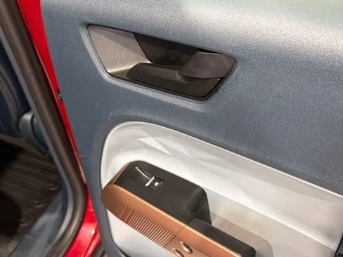 Used 2022 Ford Maverick Lariat w/ Lariat Luxury Package image 26