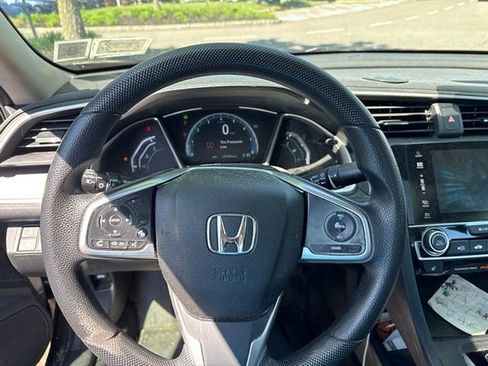 Used 2017 Honda Civic EX-T image 11