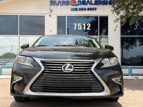 Used 2016 Lexus ES 350 w/ Accessory Package FWD image 8
