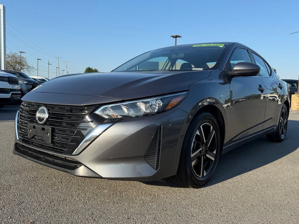 Used 2025 Nissan Sentra SV FWD image 3