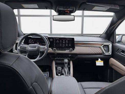 New 2026 GMC Canyon Denali image 41