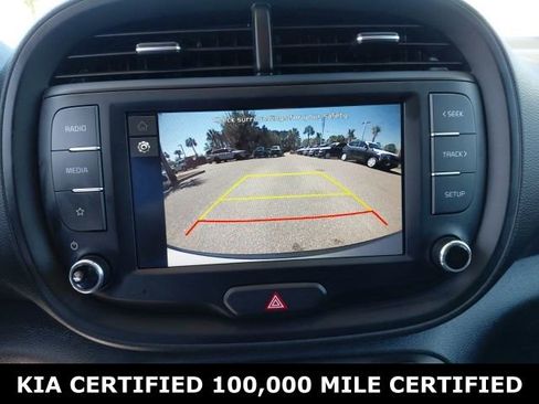 Certified 2025 Kia Soul LX image 16