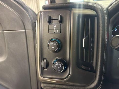 Used 2017 Chevrolet Silverado 1500 High Country image 7