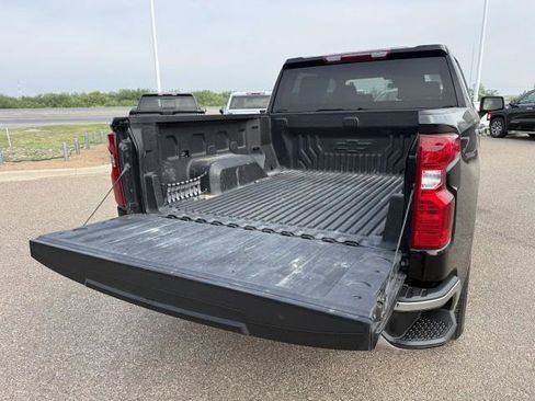 Used 2024 Chevrolet Silverado 1500 LT RWD image 10