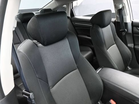 Used 2021 Honda Accord LX image 39