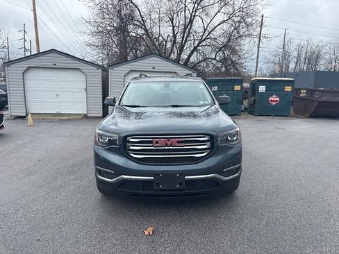 Used 2019 GMC Acadia SLT image 2