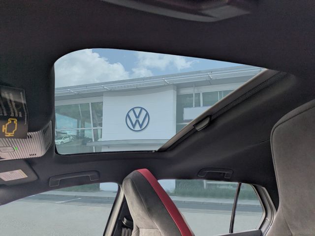 New 2026 Volkswagen GTI SE FWD image 19