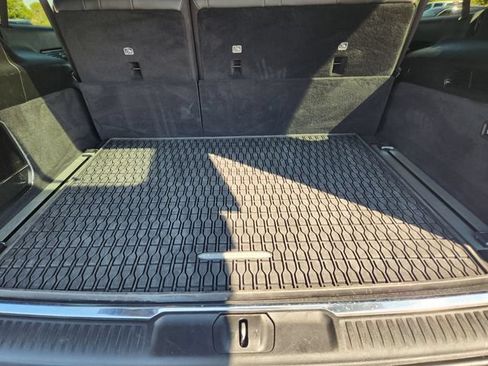Used 2024 Jeep Grand Wagoneer L Series III AWD/4WD image 33
