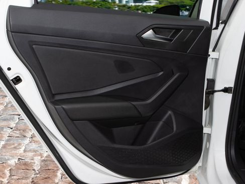 Used 2019 Volkswagen Jetta R-Line image 11