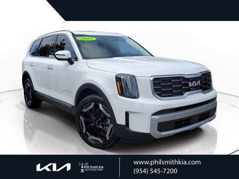 Used 2025 Kia Telluride S FWD image 1