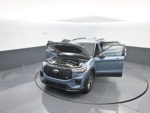 New 2026 Ford Explorer ST image 24