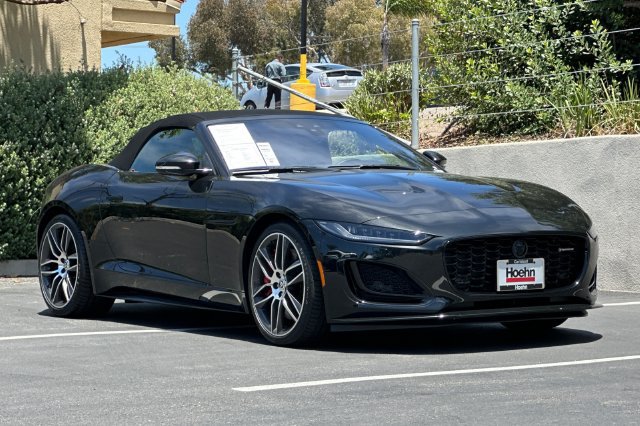 Used 2024 Jaguar F-TYPE R-Dynamic RWD image 8