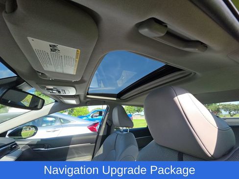 Used 2022 Toyota Camry XLE w/ Navigation Upgrade Package FWD image 3
