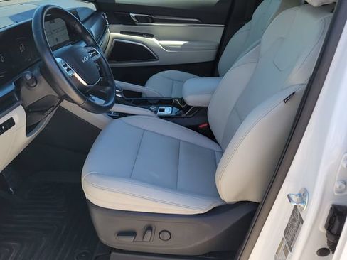 Used 2024 Kia Telluride S AWD/4WD image 6