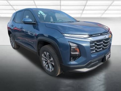 New 2026 Chevrolet Equinox LT w/ Convenience Package II image 1