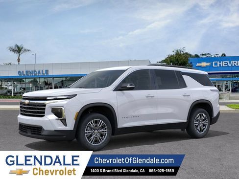 New 2026 Chevrolet Traverse LT w/ LPO, Floor Liner Package FWD image 2