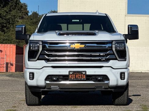 New 2026 Chevrolet Silverado 2500 High Country w/ High Country Premium Package image 9