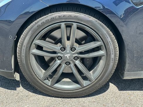 Used 2015 Tesla Model S 85D AWD/4WD image 31