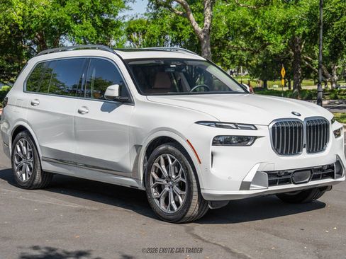Used 2024 BMW X7 xDrive40i AWD/4WD image 12