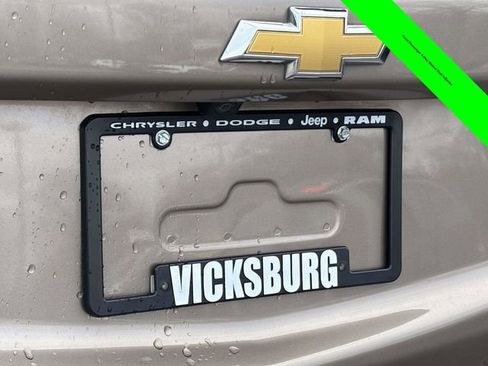 Used 2018 Chevrolet Equinox LT image 33