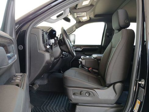 Certified 2025 Chevrolet Silverado 3500 LT w/ Safety Package AWD/4WD image 20