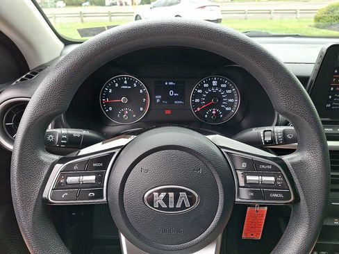 Used 2021 Kia Forte LXS image 20
