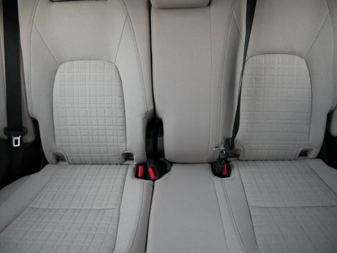 Certified 2026 Honda HR-V LX image 13