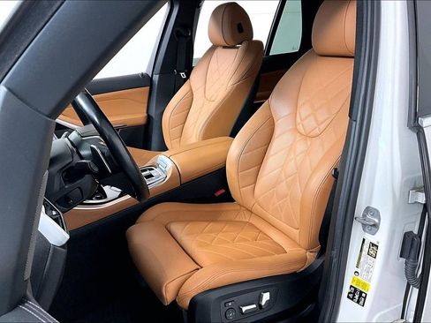 Used 2023 BMW X5 xDrive40i w/ Premium Package image 25