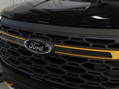 New 2026 Ford Explorer Tremor w/ Tremor Ultimate Package AWD/4WD image 35