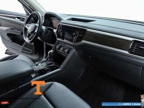 Used 2022 Volkswagen Atlas SE image 32