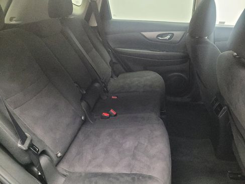Used 2015 Nissan Rogue SV FWD image 19