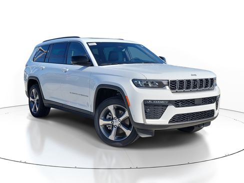 New 2026 Jeep Grand Cherokee L Limited image 1