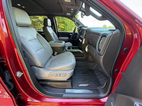 Used 2019 GMC Sierra 1500 SLT w/ SLT Premium Plus Package AWD/4WD image 34