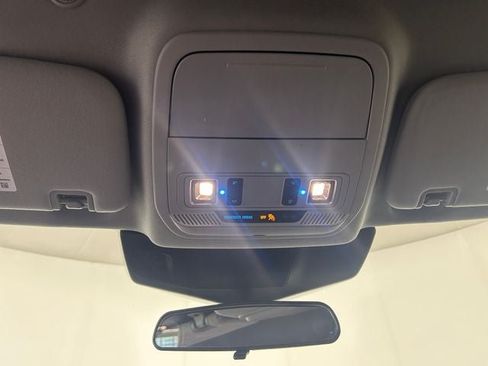 Used 2023 Ford Explorer XLT w/ Equipment Group 202A AWD/4WD image 23