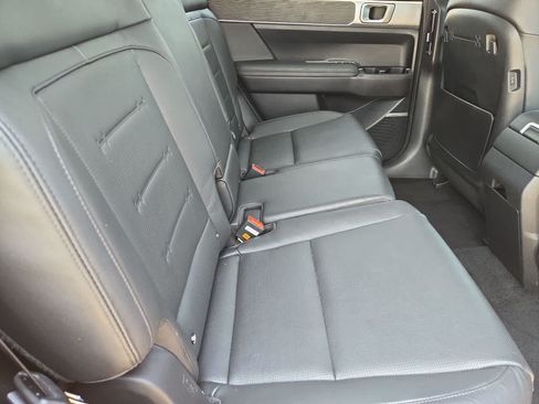 Used 2024 Hyundai Santa Fe Limited FWD image 19